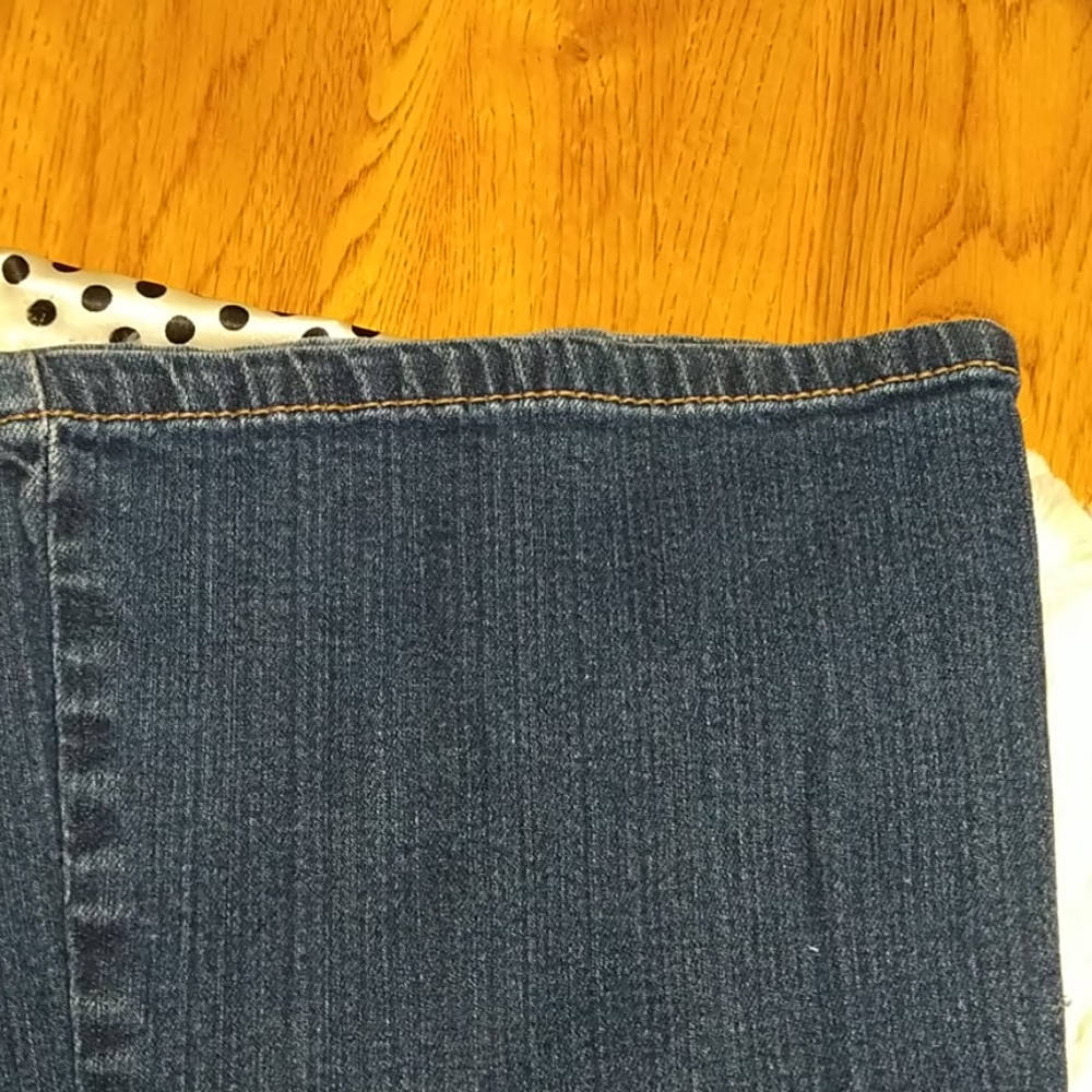 Jeans - Picture 4 of 8